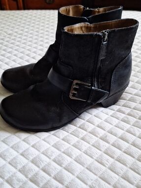 Softspots Black Leather Ankle Boots with Side Buckle